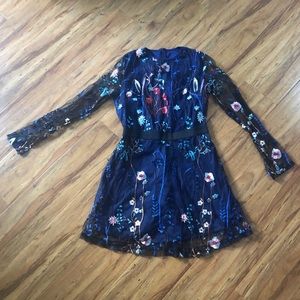 Floral mesh sleeve dress